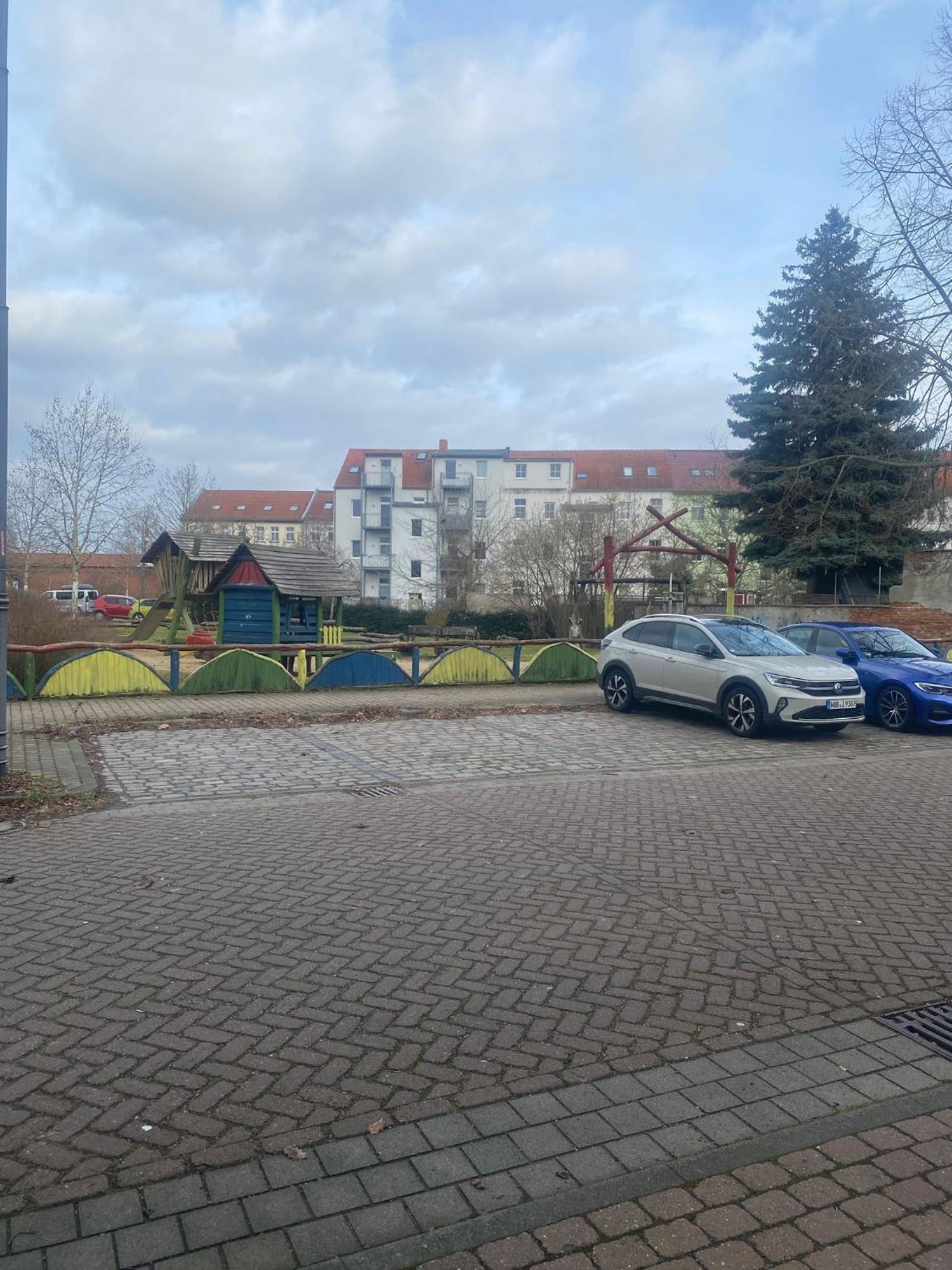 Fewo "Franzi" 5 Personen, Zentrale Lage, Parkplatz Dessau-Rosslau Exterior photo