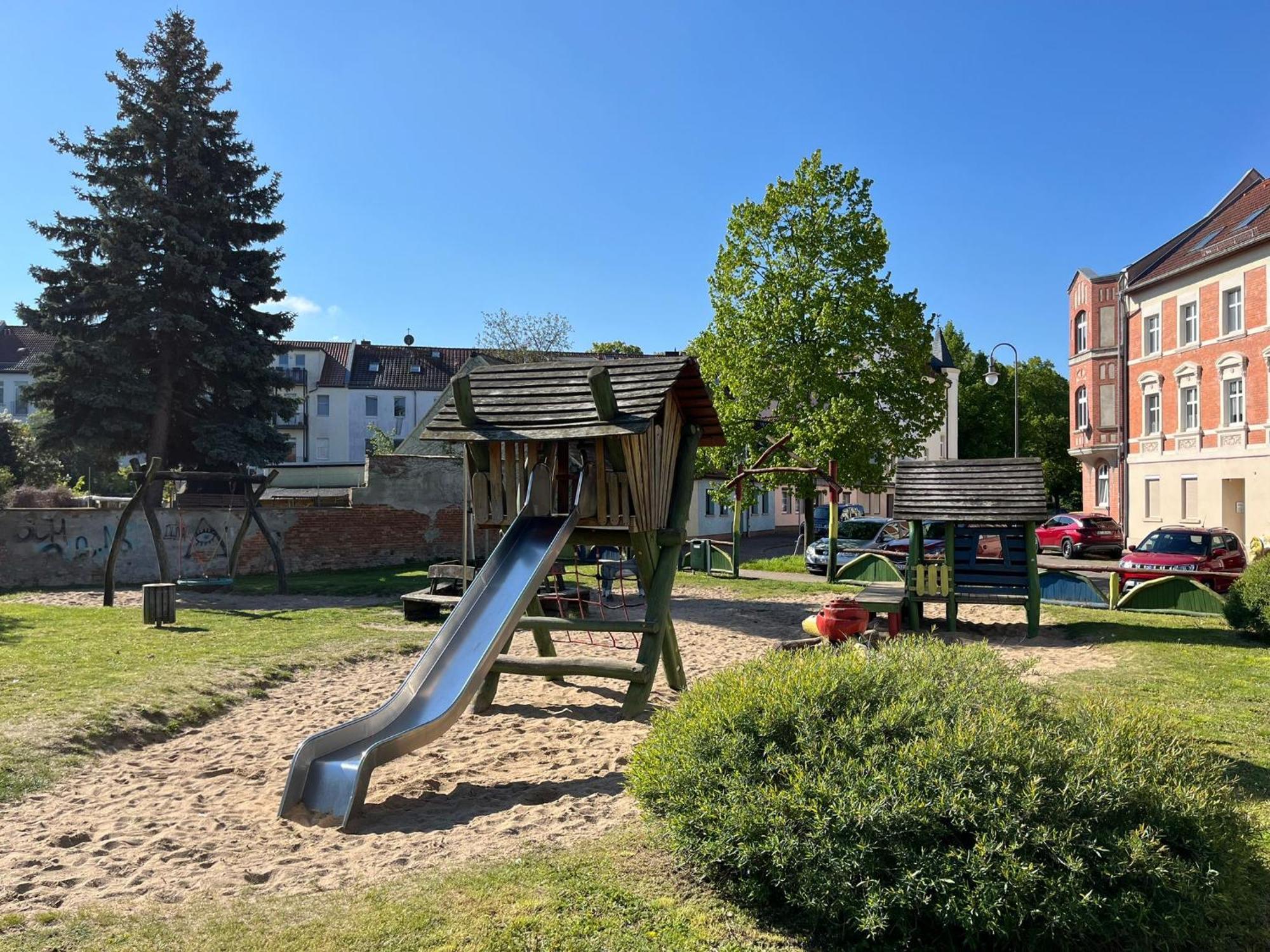 Fewo "Franzi" 5 Personen, Zentrale Lage, Parkplatz Dessau-Rosslau Exterior photo